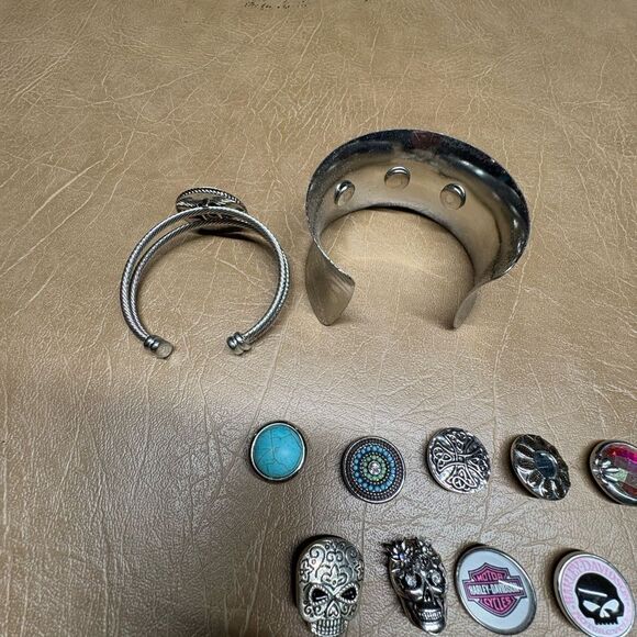 Harley-Davidson Snap Bracelets - Picture 4 of 4